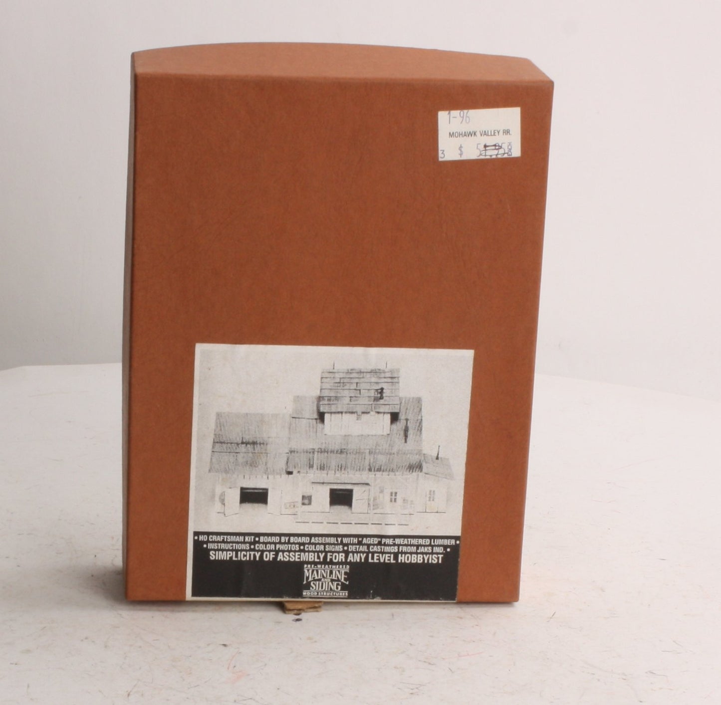 Mainline Siding 505 HO Scale Pre-Weathered Grain Mill Kit