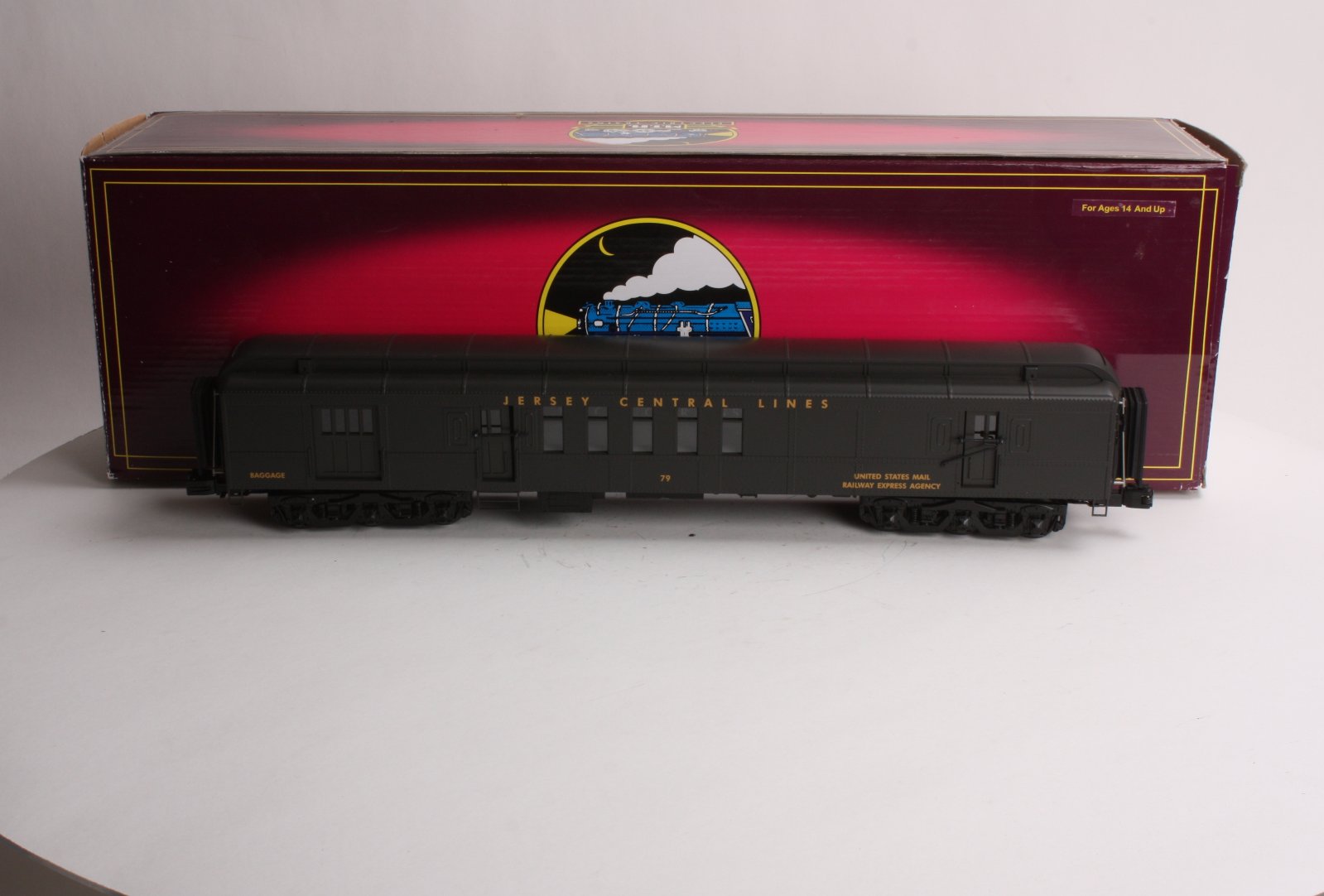 MTH 20-4297 Jersey Central 70’ Madison RPO Passenger Car