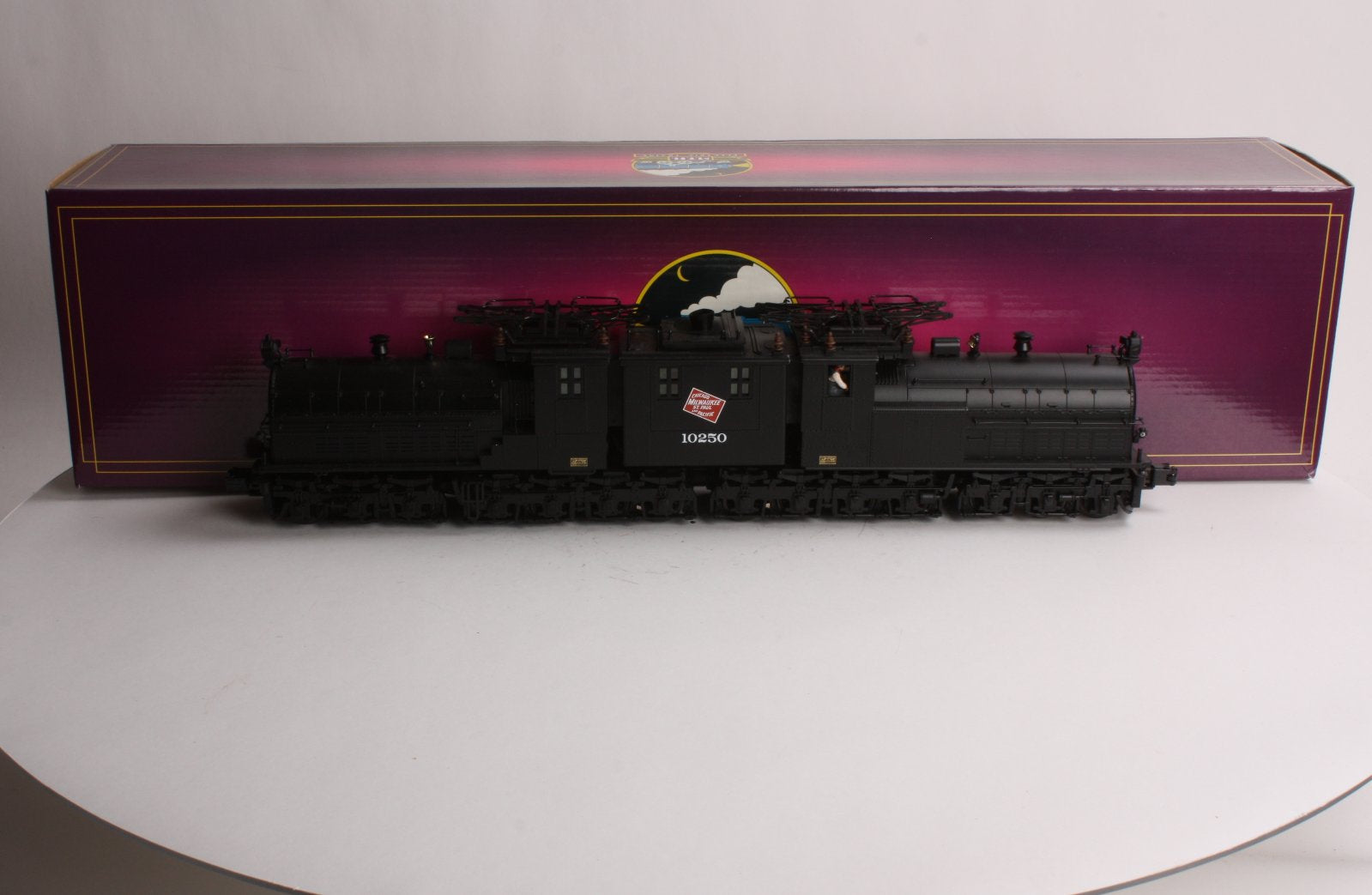 MTH 20-5608-1 Milwaukee EP-2 Bipolar Electric Locomotive w/PS2 #10250