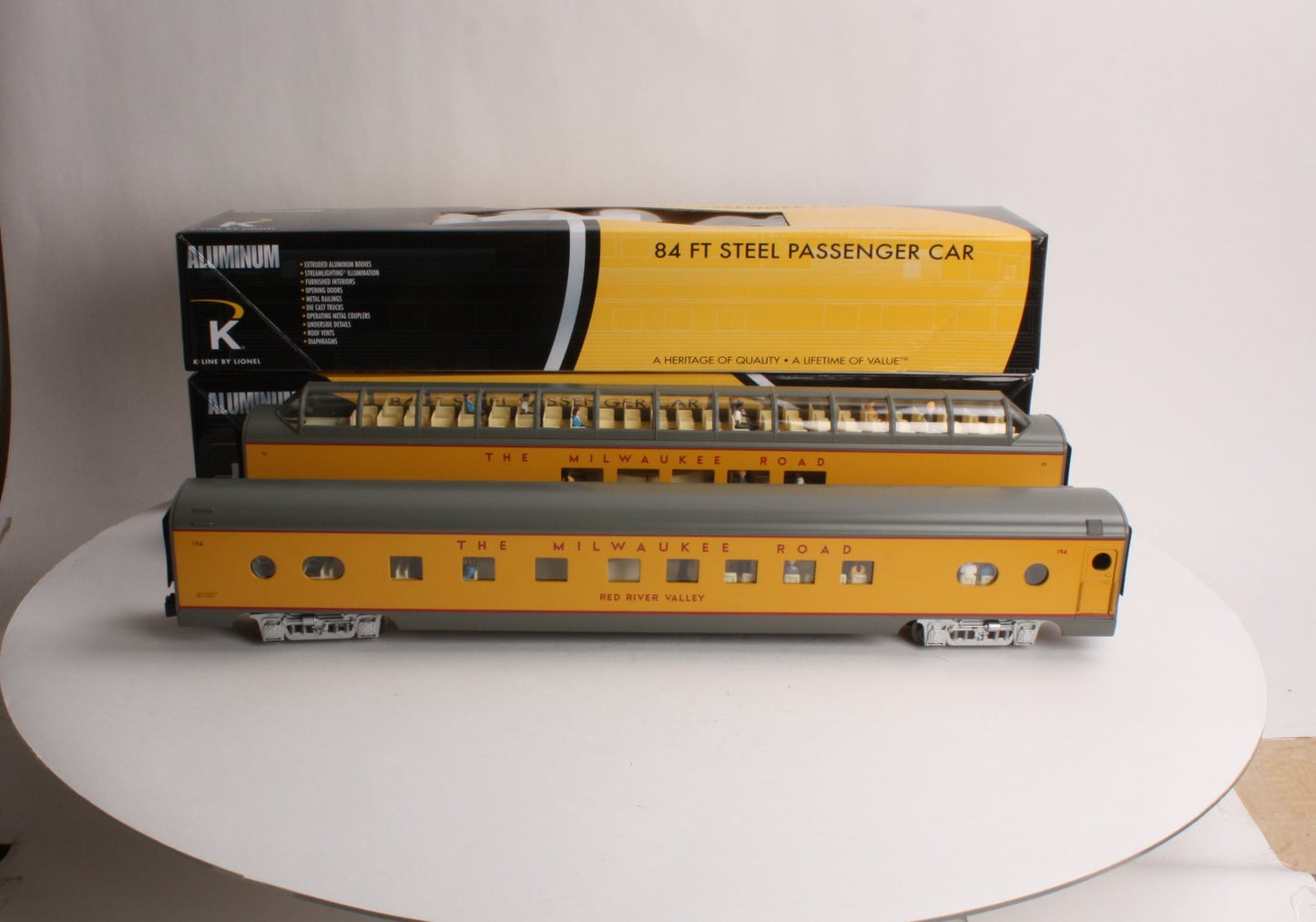 Lionel 6-22439 O Milwaukee Road 21" Aluminum Passenger Car 2-Car Set