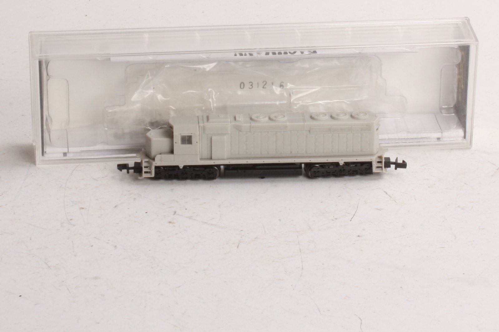 Spectrum 82751 Undecorated EMD SD45 Diesel Locomotive