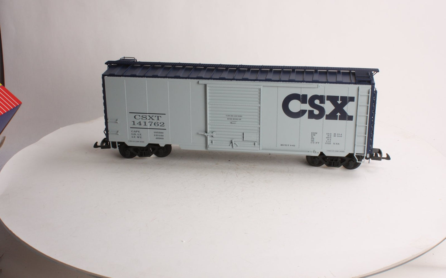 USA Trains R19208C G CSX 40' Boxcar #141762