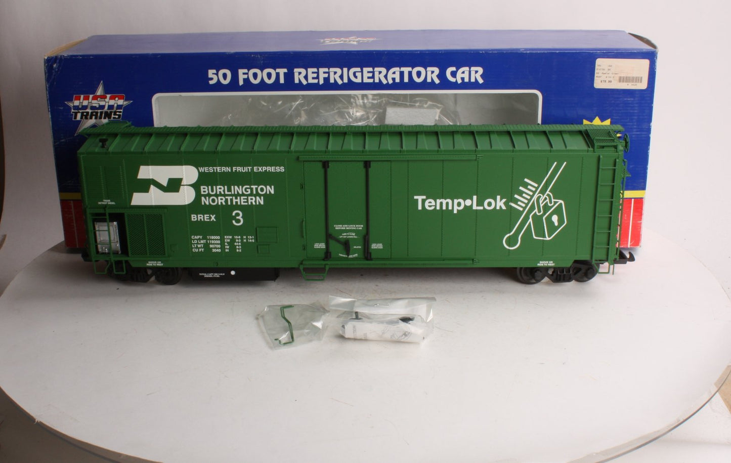 USA Trains R16706 G Burlington Northern 50' Mechanical Refrigerator Car #3 Green