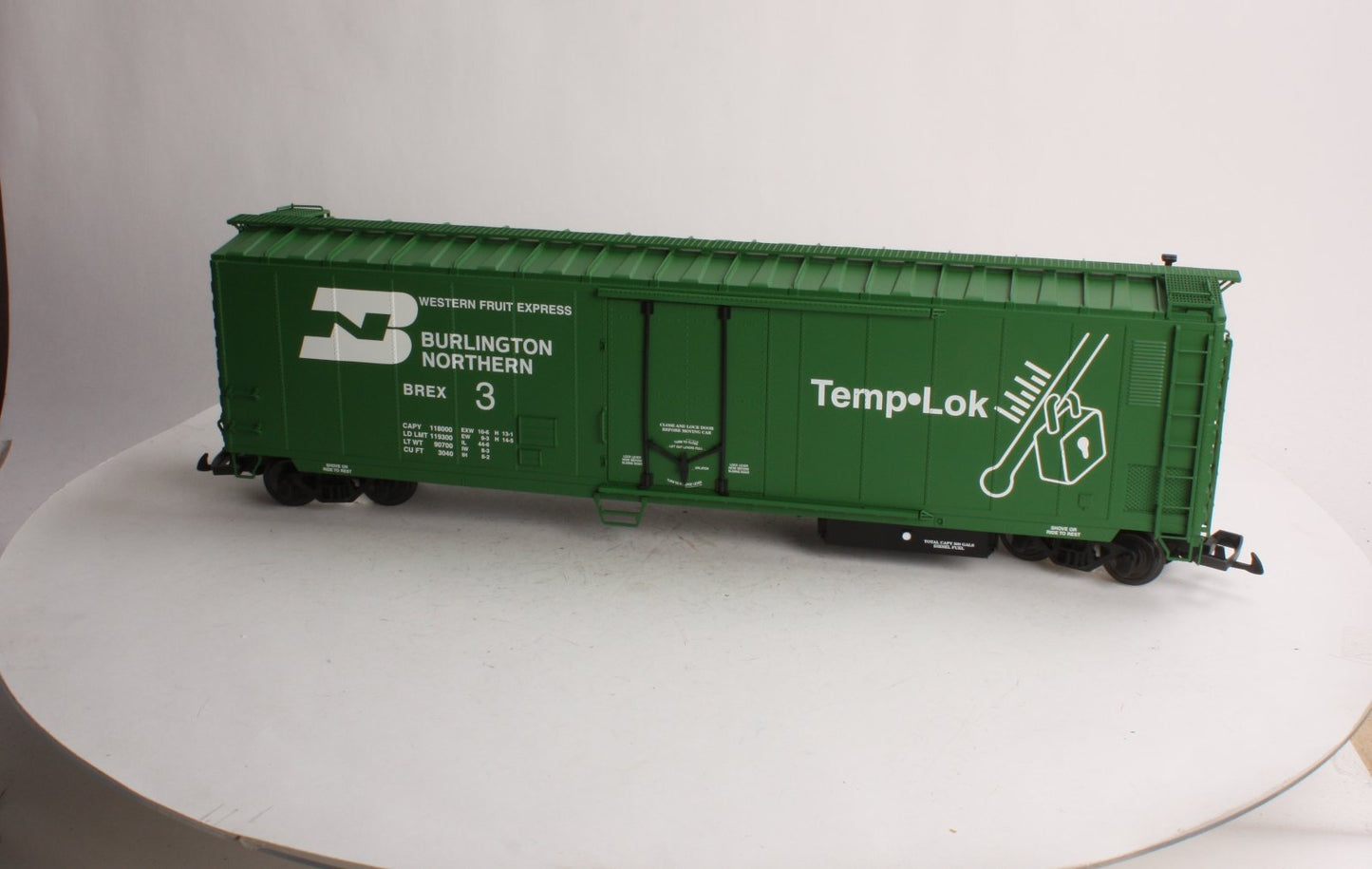 USA Trains R16706 G Burlington Northern 50' Mechanical Refrigerator Car #3 Green