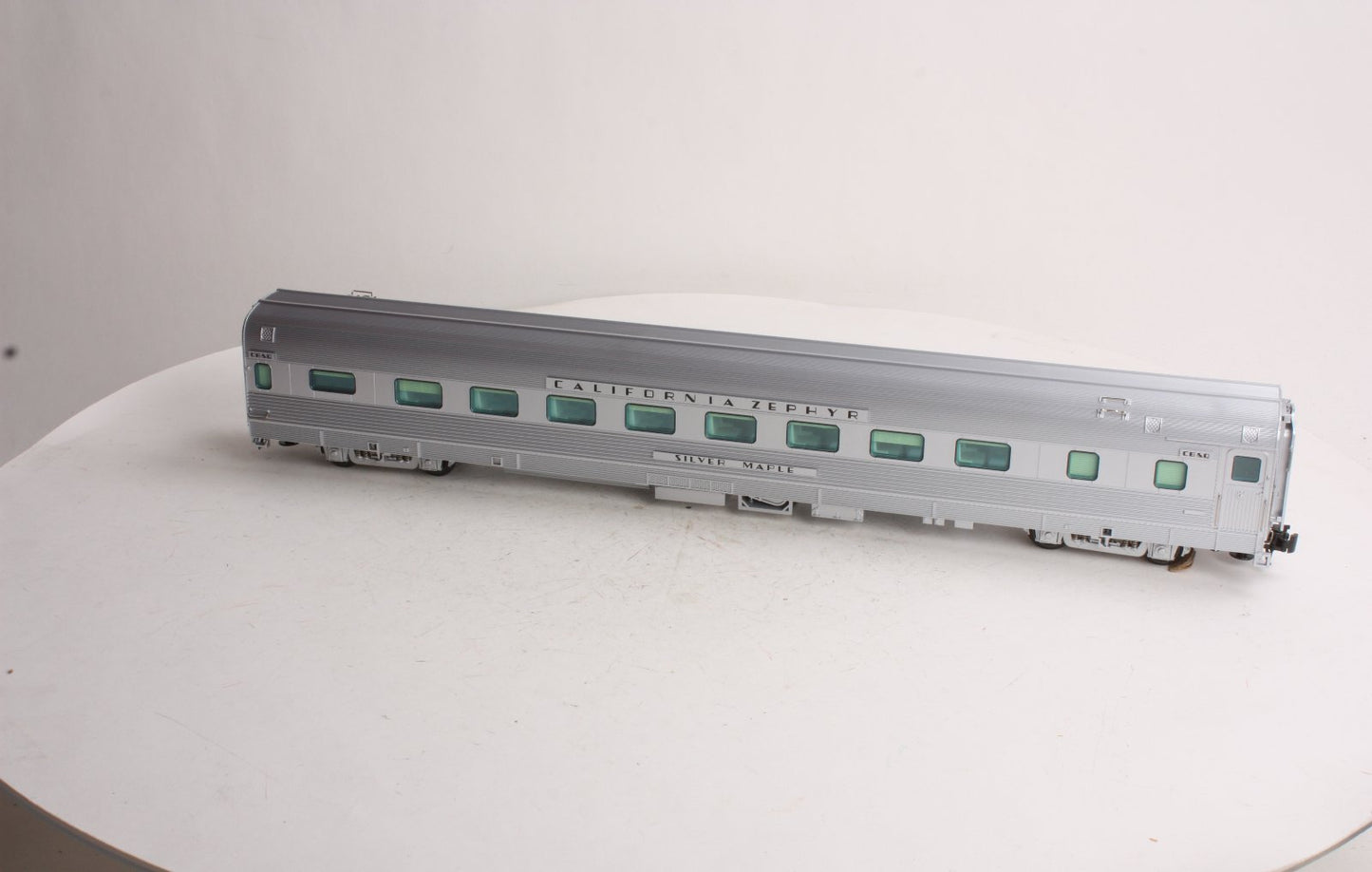 Atlas 30011861 O CB&Q California Zephyr "Silver Maple" Sleeping Car (3-Rail)