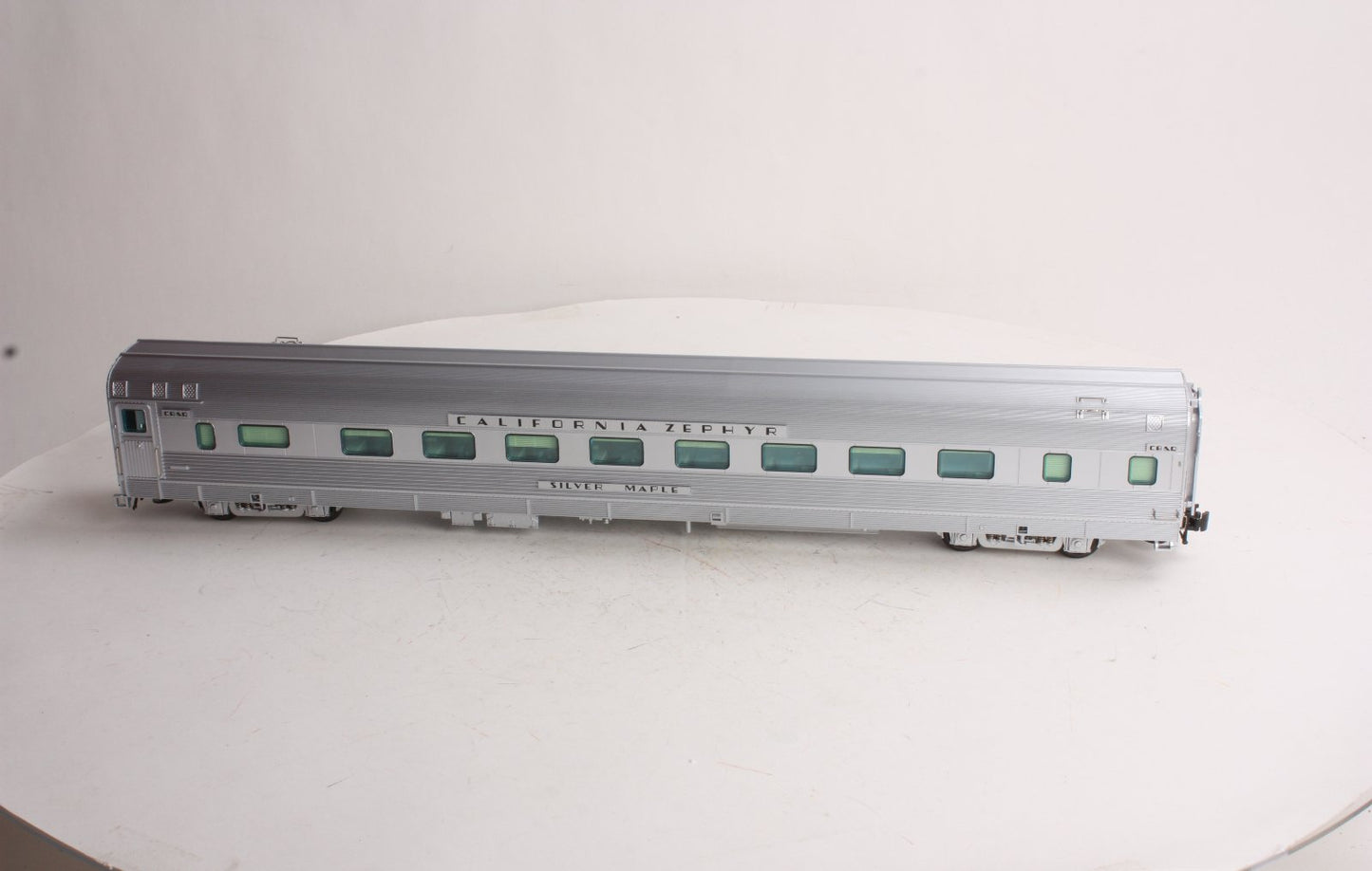 Atlas 30011861 O CB&Q California Zephyr "Silver Maple" Sleeping Car (3-Rail)