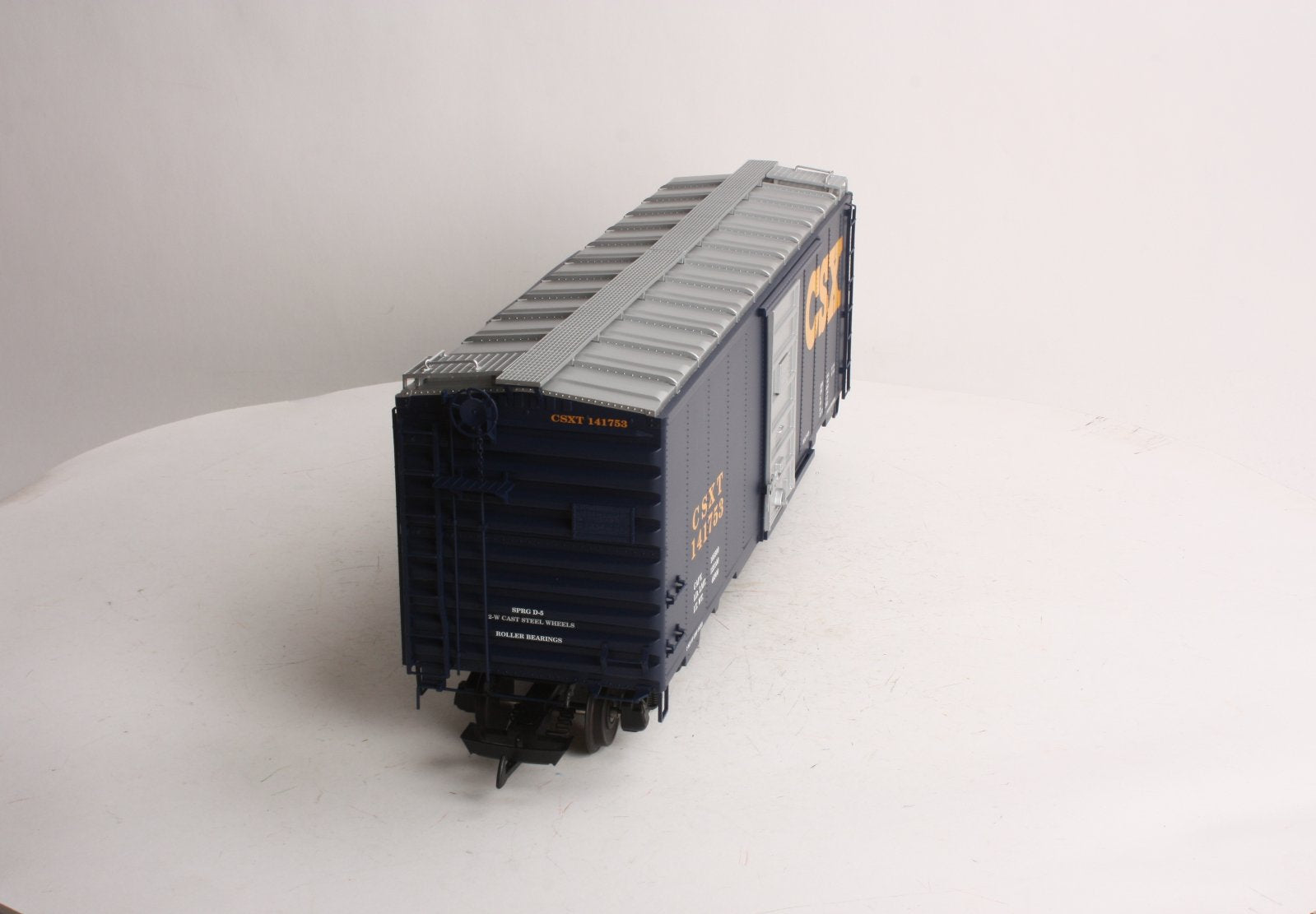 USA Trains R19208A G CSX 40' Boxcar #141753