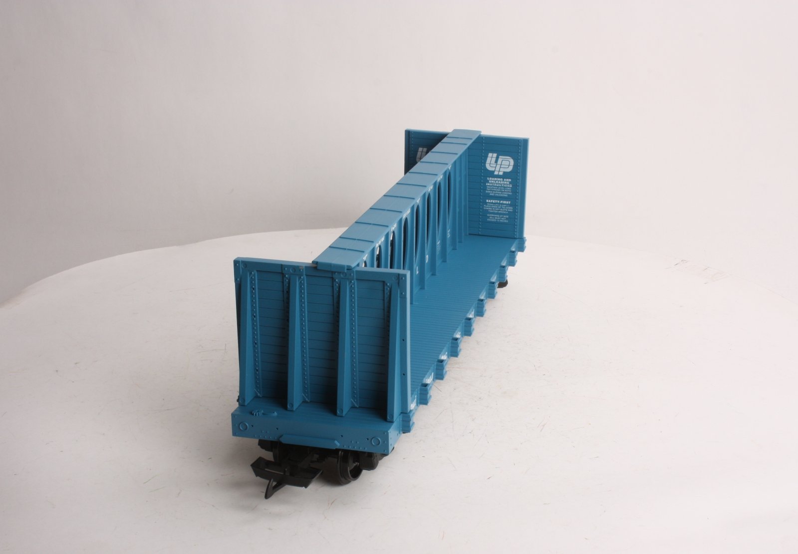 USA Trains R17406 G Blue Louisiana Pacific Centerbeam Flatcar #5001