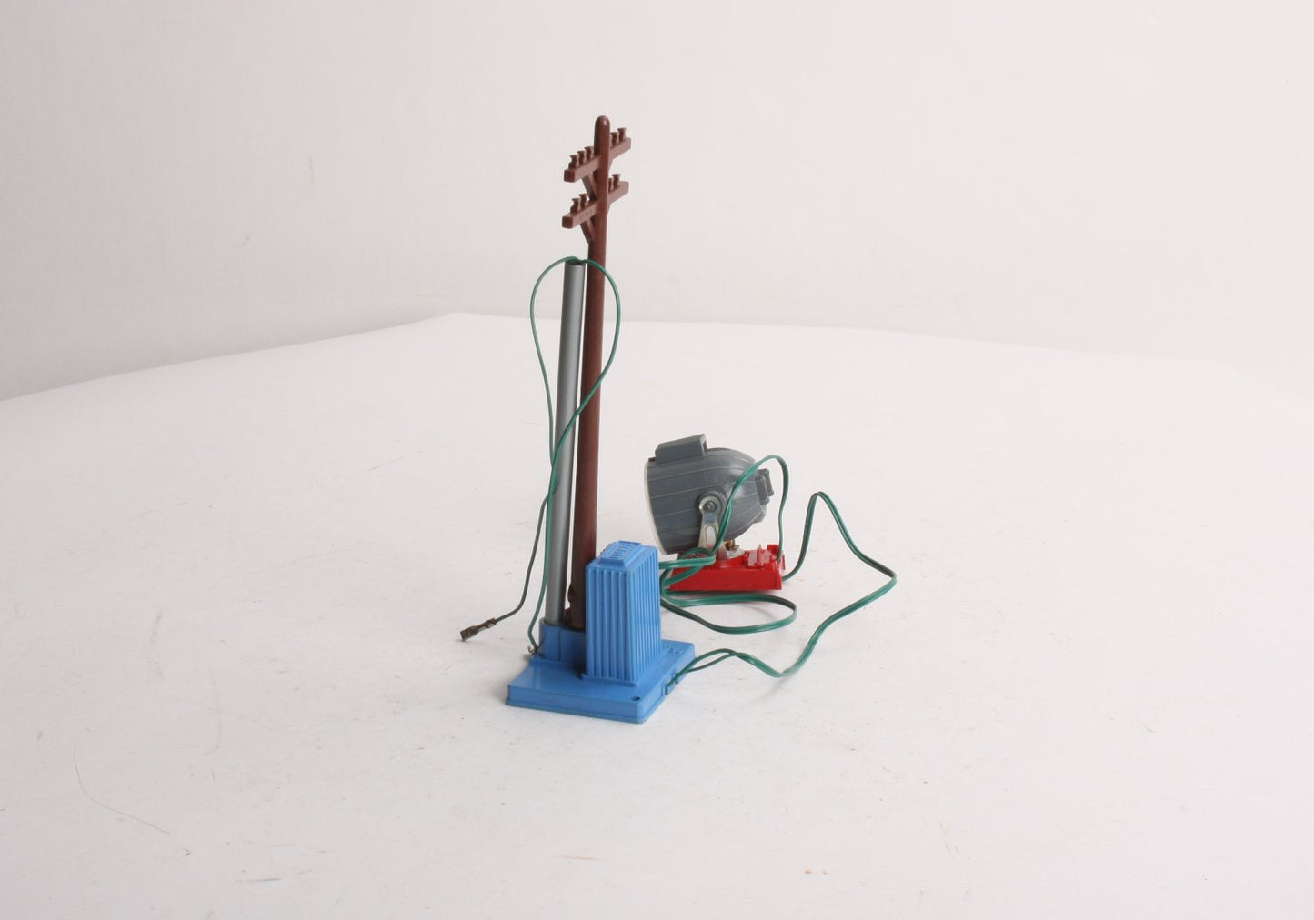 Lionel 3530-50 Vintage O Transformer Pole in Separate Sale Box
