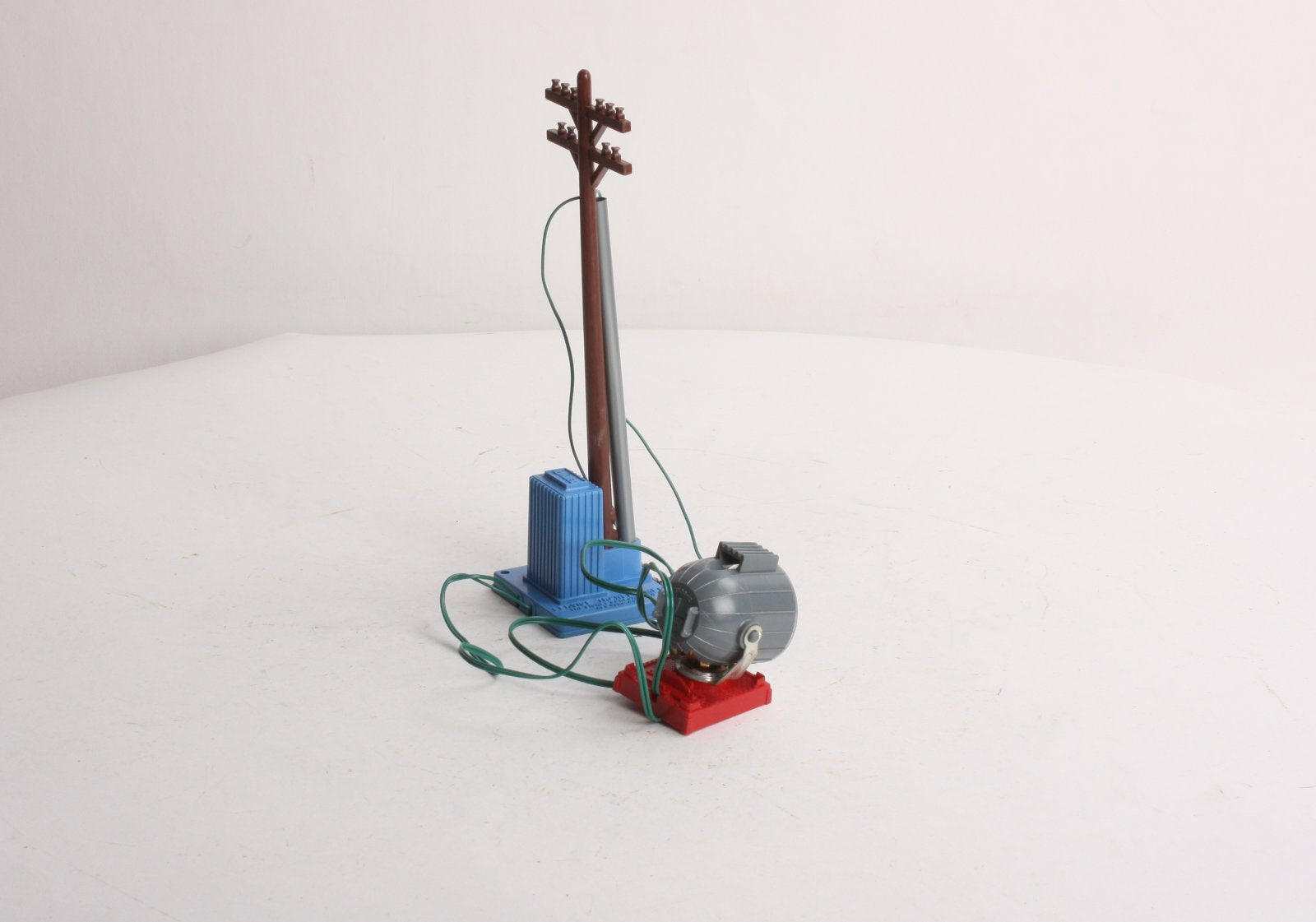 Lionel 3530-50 Vintage O Transformer Pole in Separate Sale Box