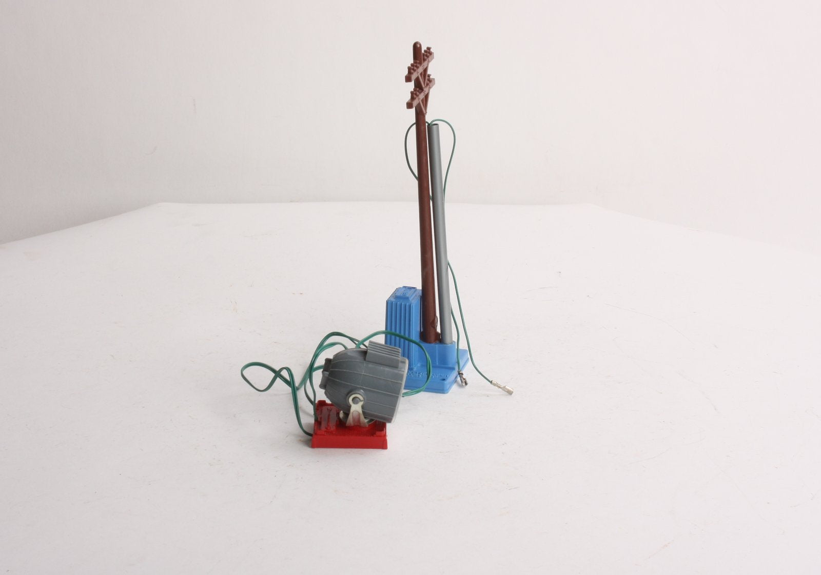 Lionel 3530-50 Vintage O Transformer Pole in Separate Sale Box