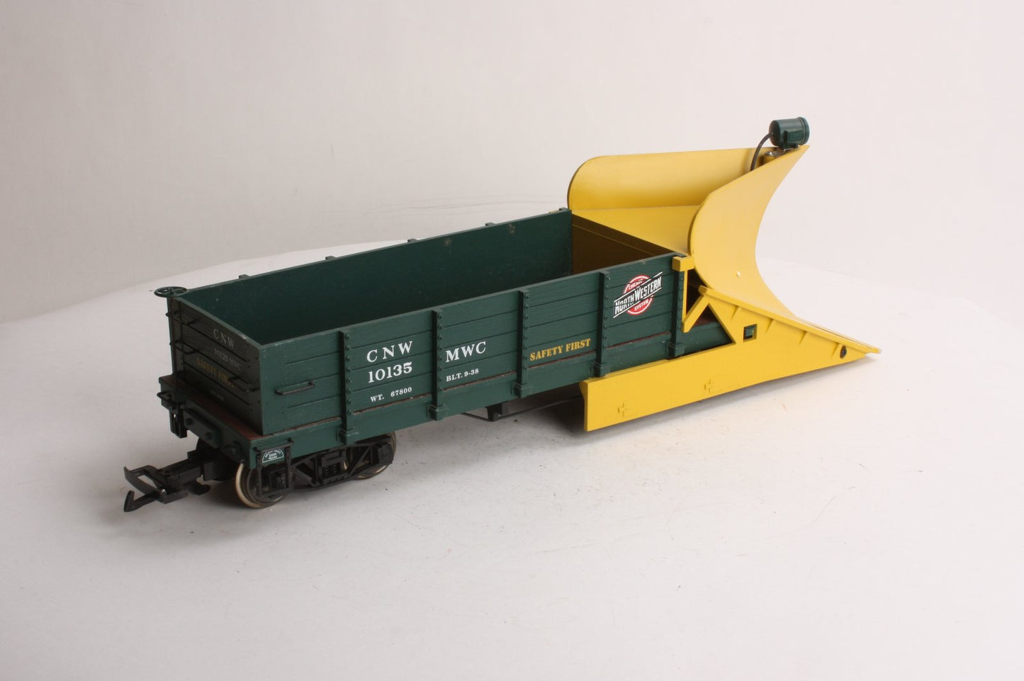 Aristo-Craft 46703 C&NW Wedge Snow Plow