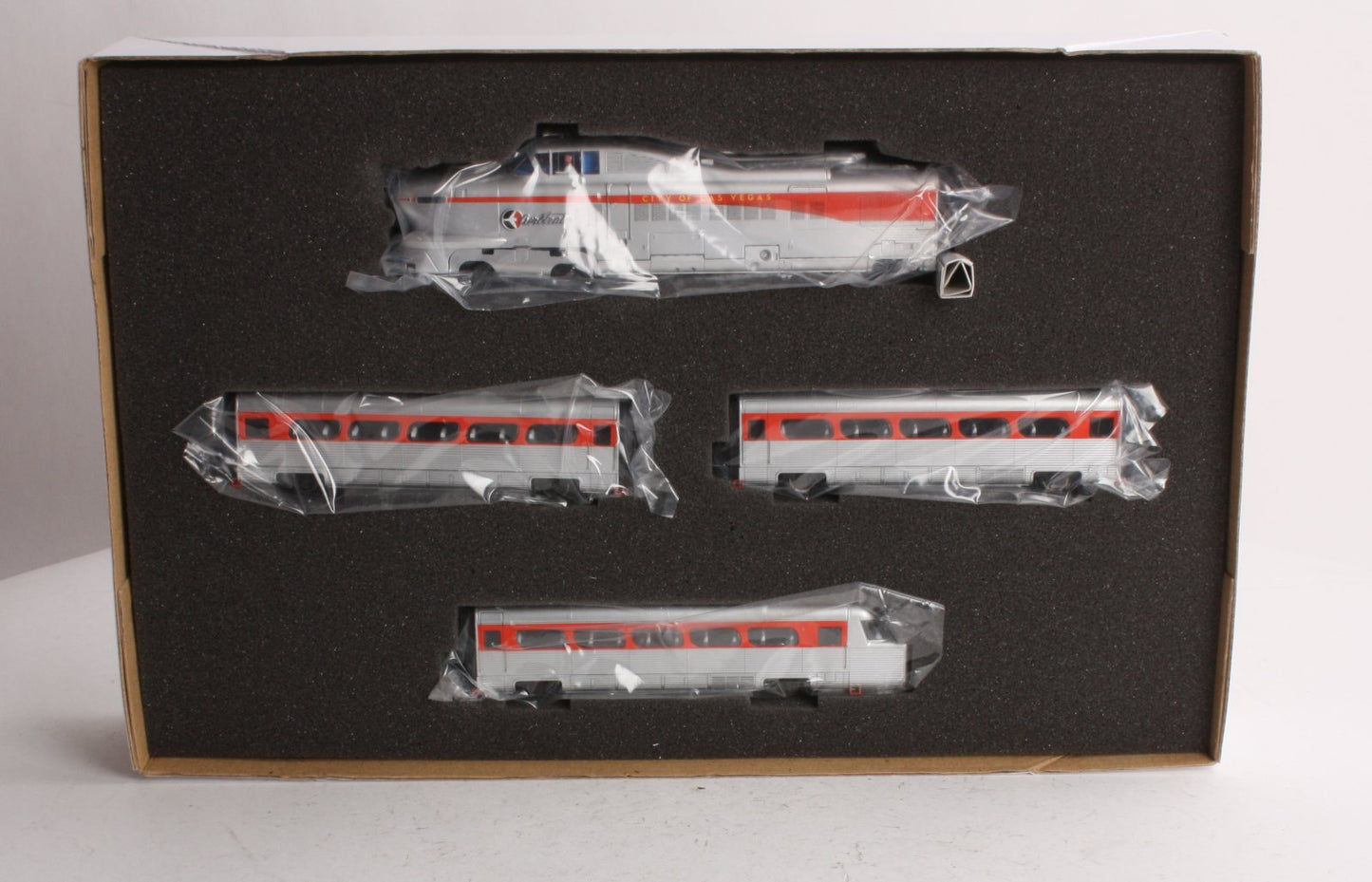 Con-Cor 8744 HO Union Pacific AeroTrain Coach (Set of 3)
