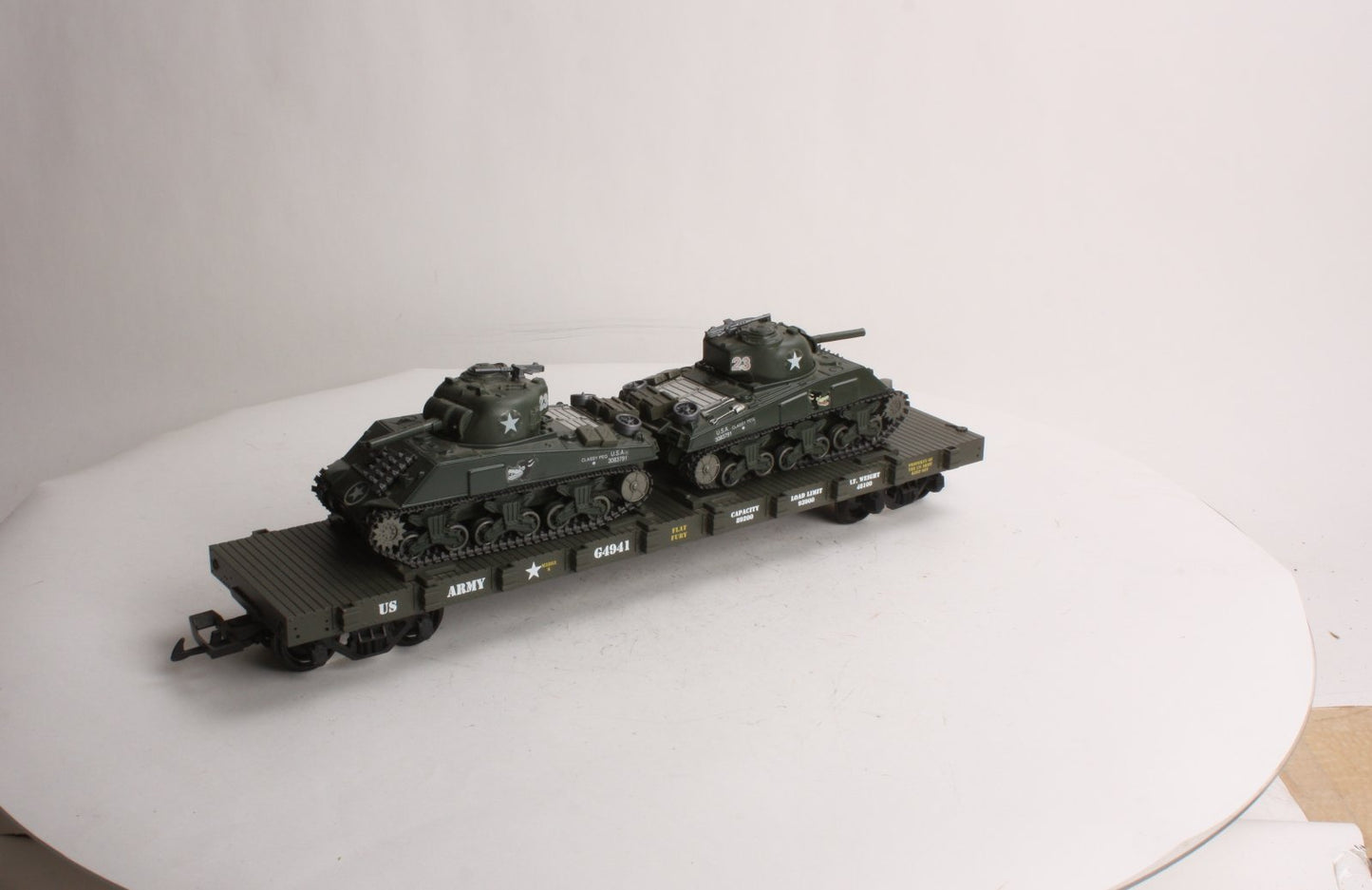 USA Trains R1740 G U.S. Army Flat Car with Tanks #G4941