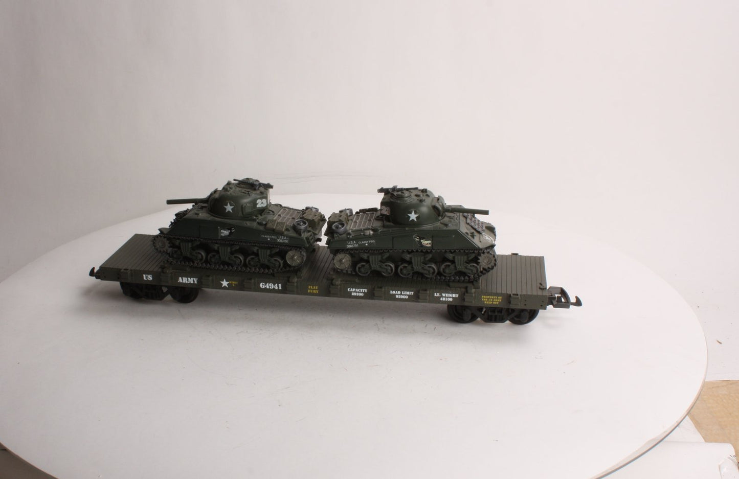 USA Trains R1740 G U.S. Army Flat Car with Tanks #G4941