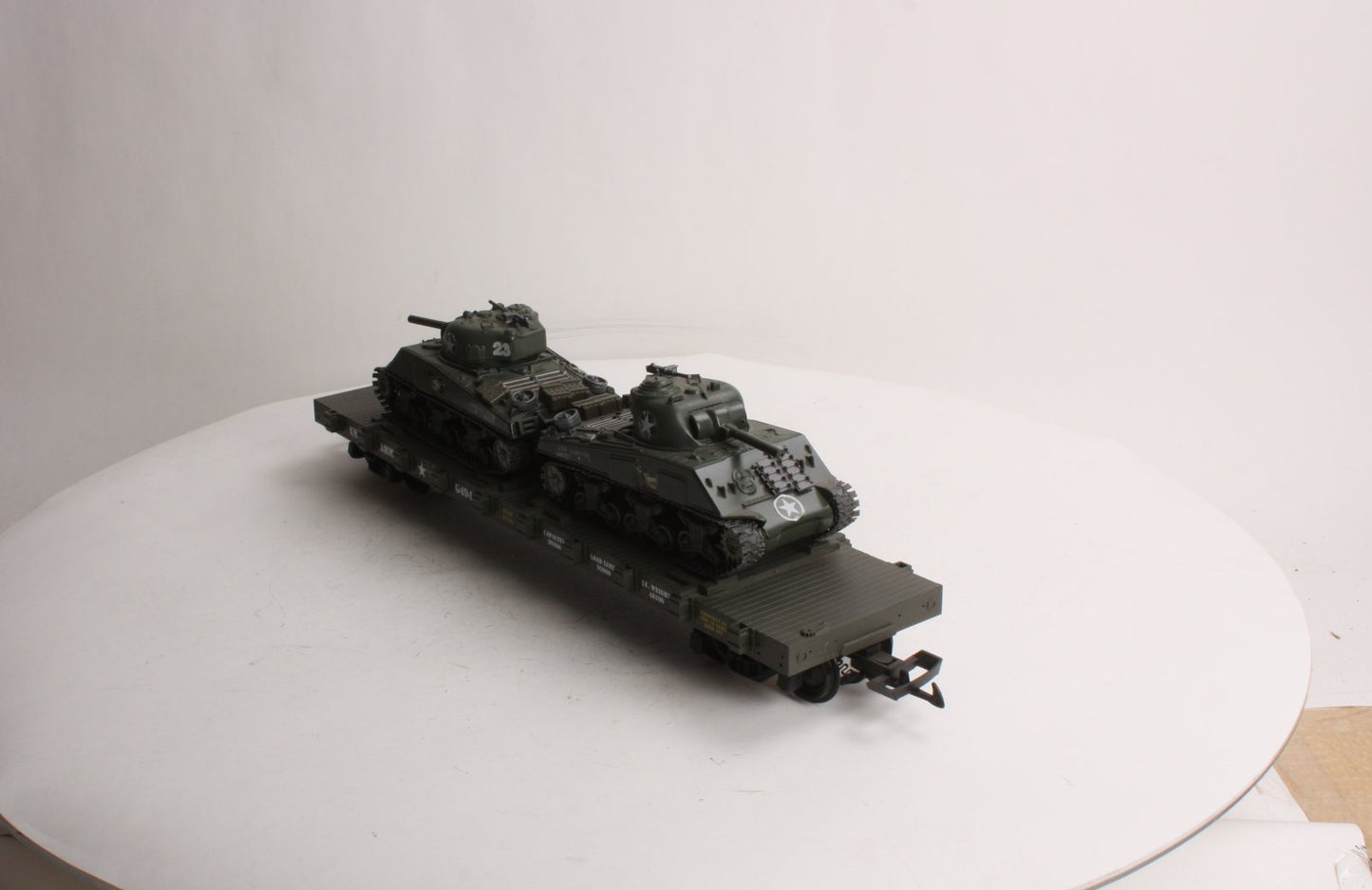 USA Trains R1740 G U.S. Army Flat Car with Tanks #G4941