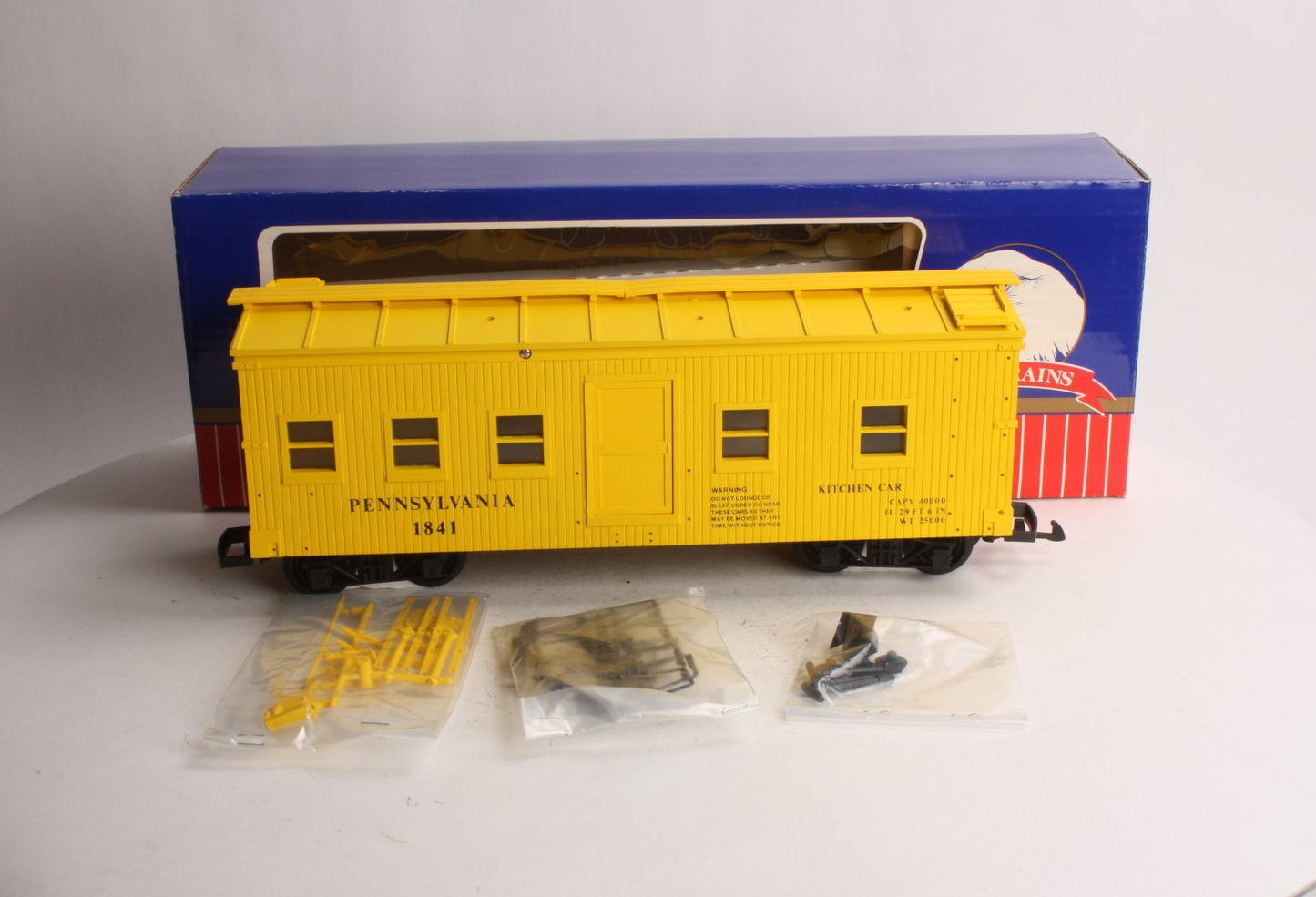 USA Trains 1841 G Pennsylvania Kitchen Car
