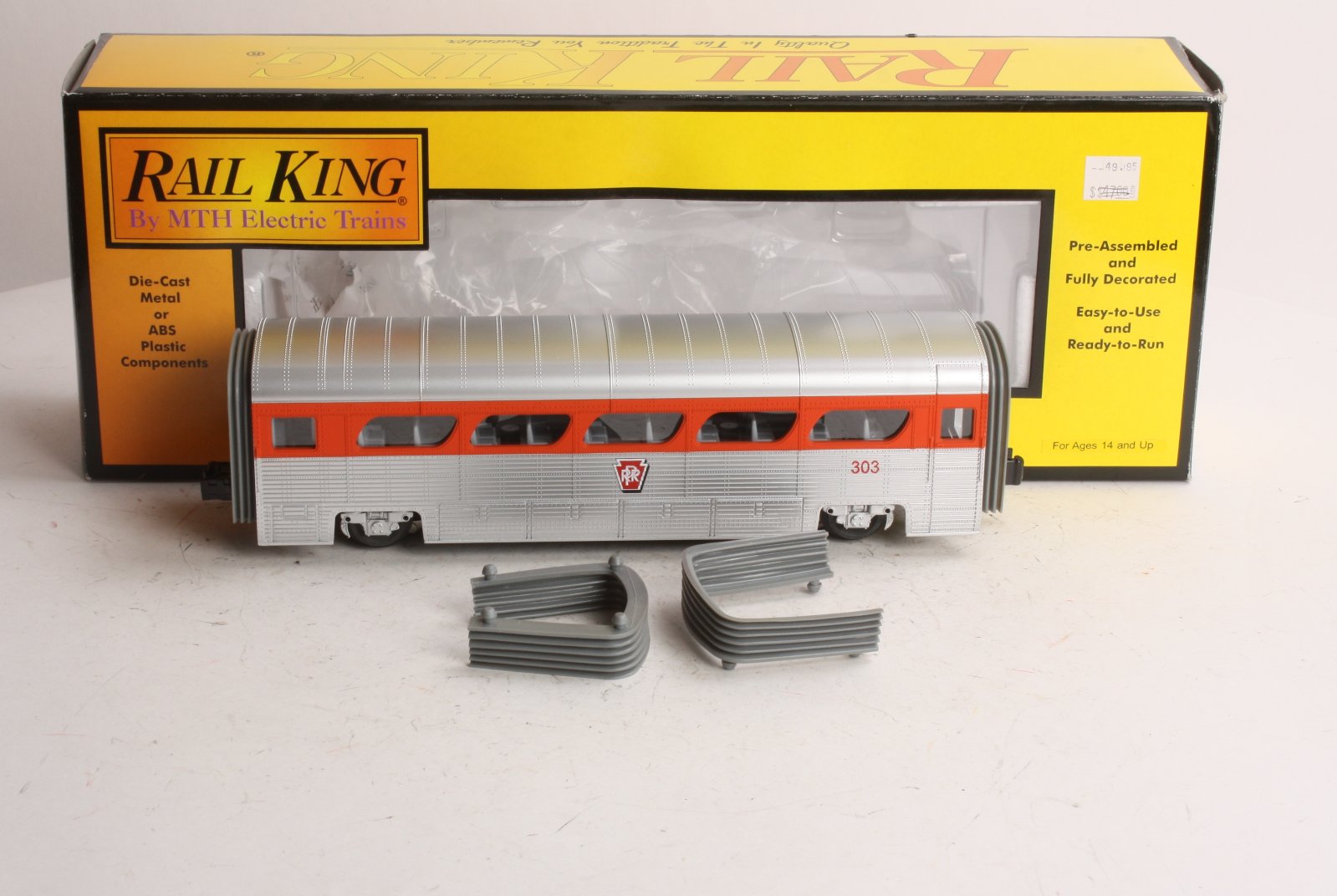MTH 30-6172 Pennsylvania Aerotrain Coach Car #303