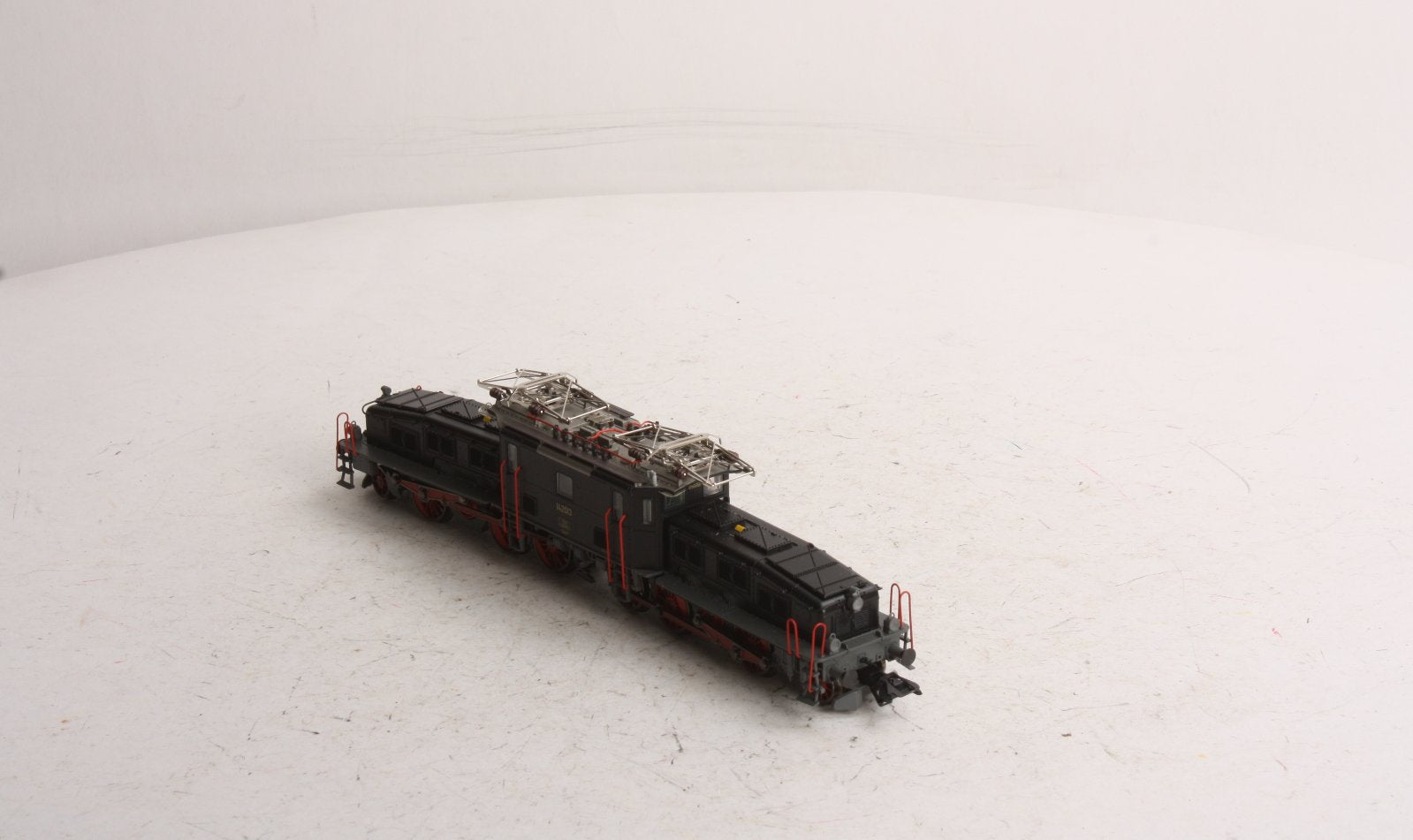 Trix 22955 HO Scale Serie Ce 6/8 II Crocodile Electric Locomotive