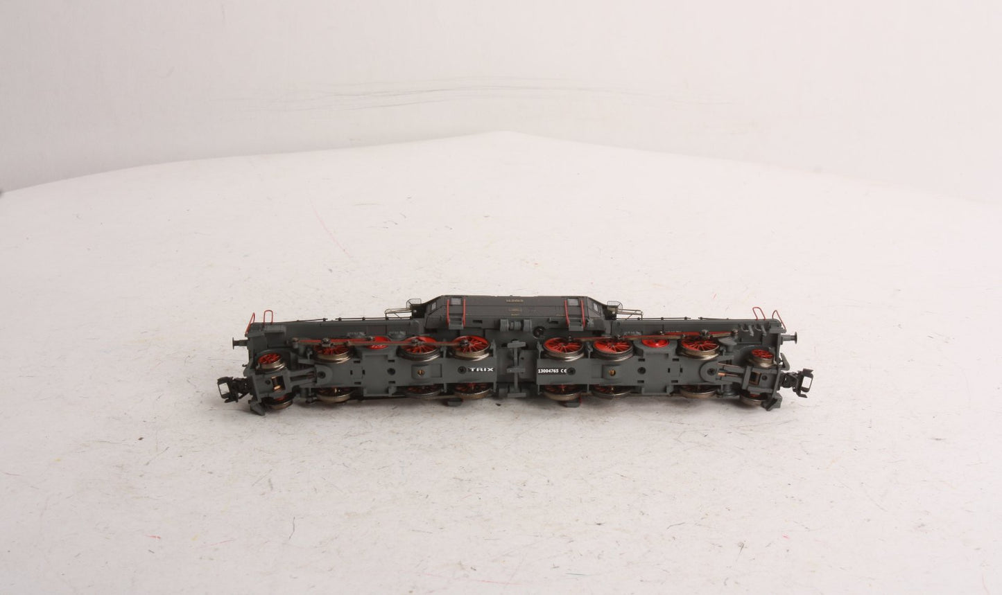 Trix 22955 HO Scale Serie Ce 6/8 II Crocodile Electric Locomotive