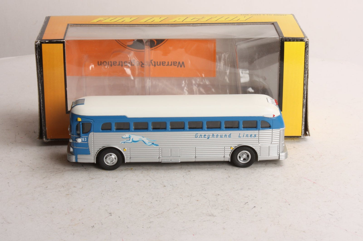 MTH 30-50040 Greyhound - Miami Die-Cast Bus #1963