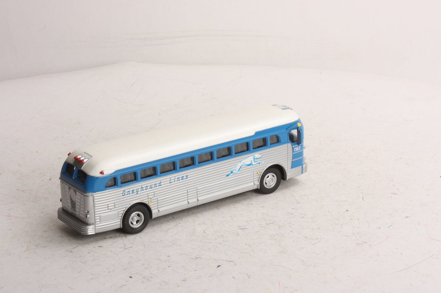 MTH 30-50040 Greyhound - Miami Die-Cast Bus #1963