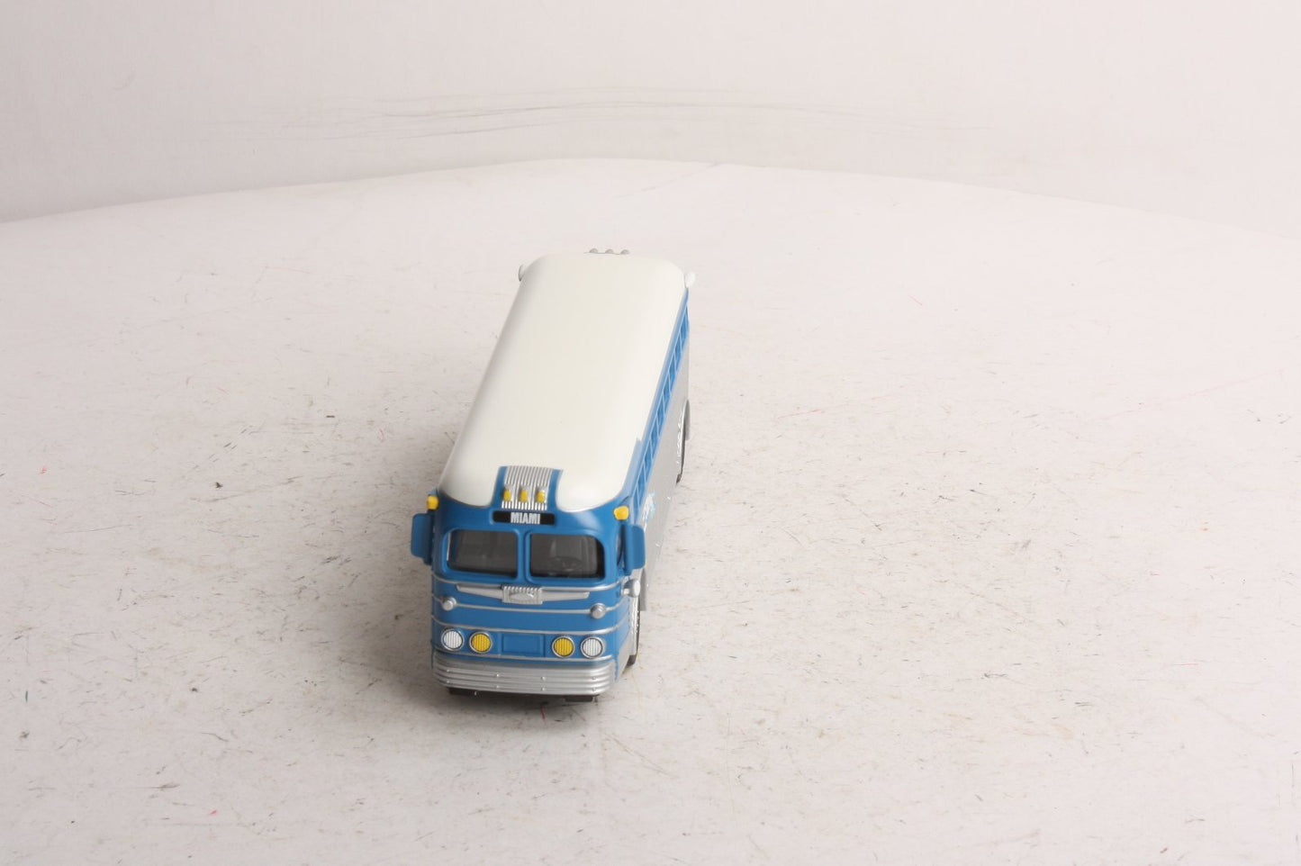 MTH 30-50040 Greyhound - Miami Die-Cast Bus #1963