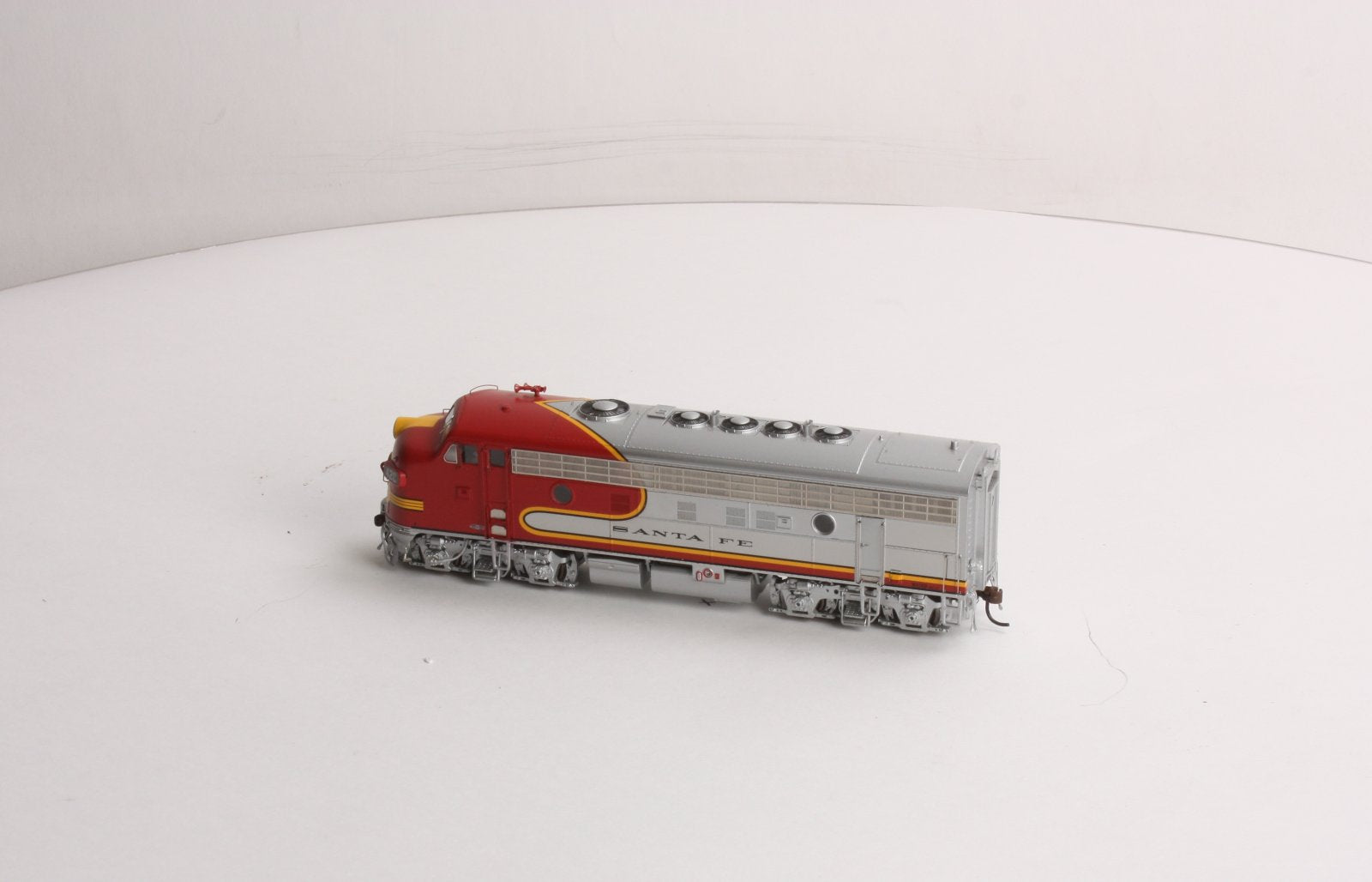 Athearn G22504 HO Santa Fe F7A Diesel Locomotive W/O Sound #42C