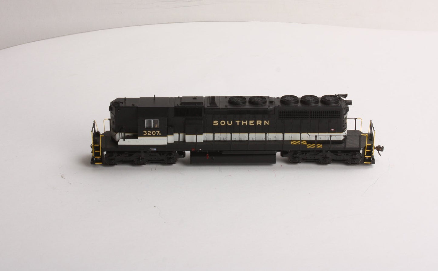 Broadway Limited 1252 HO Southern EMD SD40-2 High Hood Powered Diesel Loco #3207