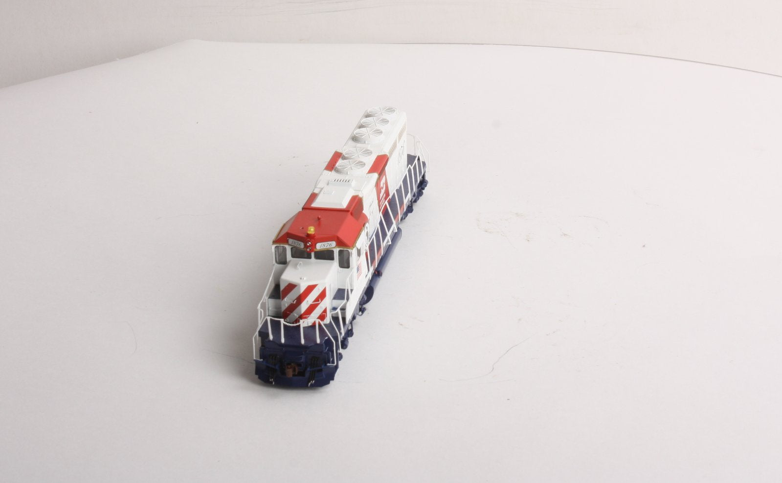 Athearn 1876 HO Burlington Northern SD40-2 Diesel Locomotive