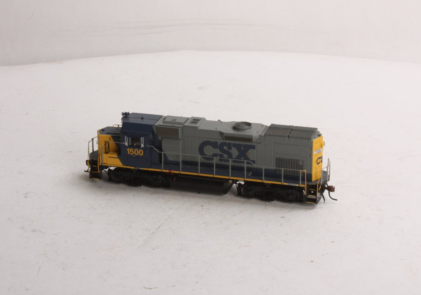Athearn G68026 HO CSX GP15T Diesel Locomotive #1500 (DCC Ready)