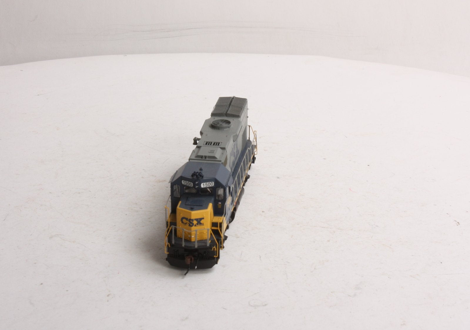 Athearn G68026 HO CSX GP15T Diesel Locomotive #1500 (DCC Ready)