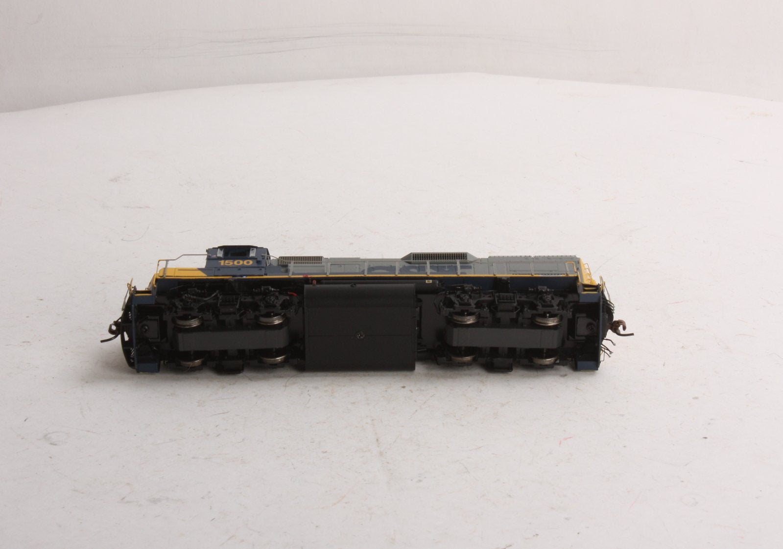 Athearn G68026 HO CSX GP15T Diesel Locomotive #1500 (DCC Ready)