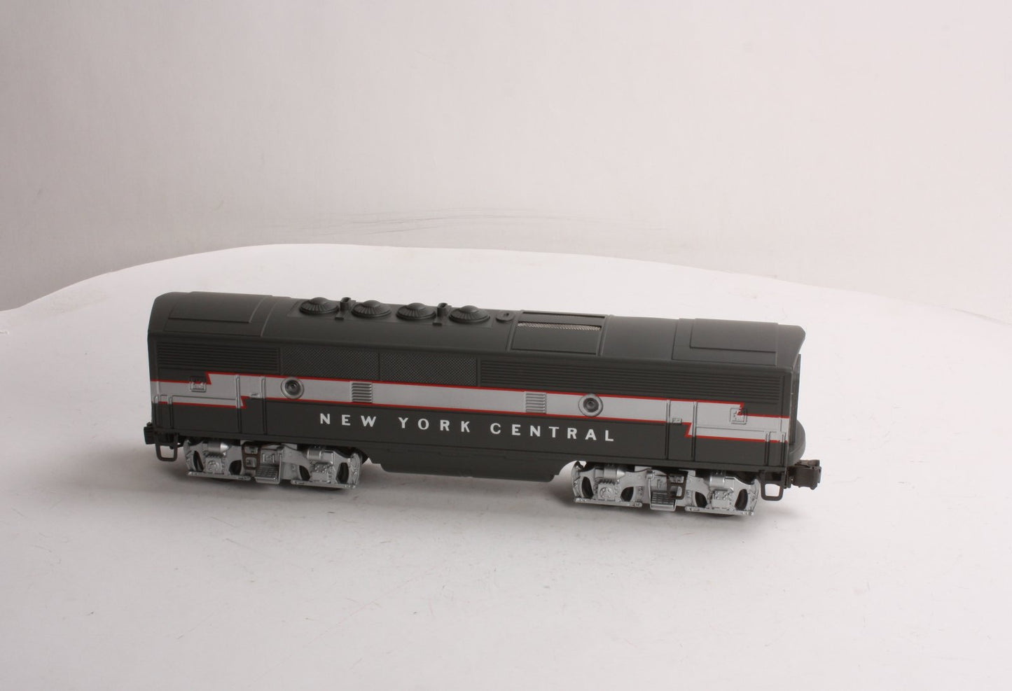 Lionel 6-38380 O Gauge NYC Archive 'Red Lightning' Non-Powered F3 Diesel B-Unit