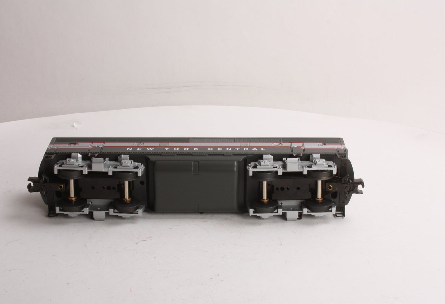 Lionel 6-38380 O Gauge NYC Archive 'Red Lightning' Non-Powered F3 Diesel B-Unit