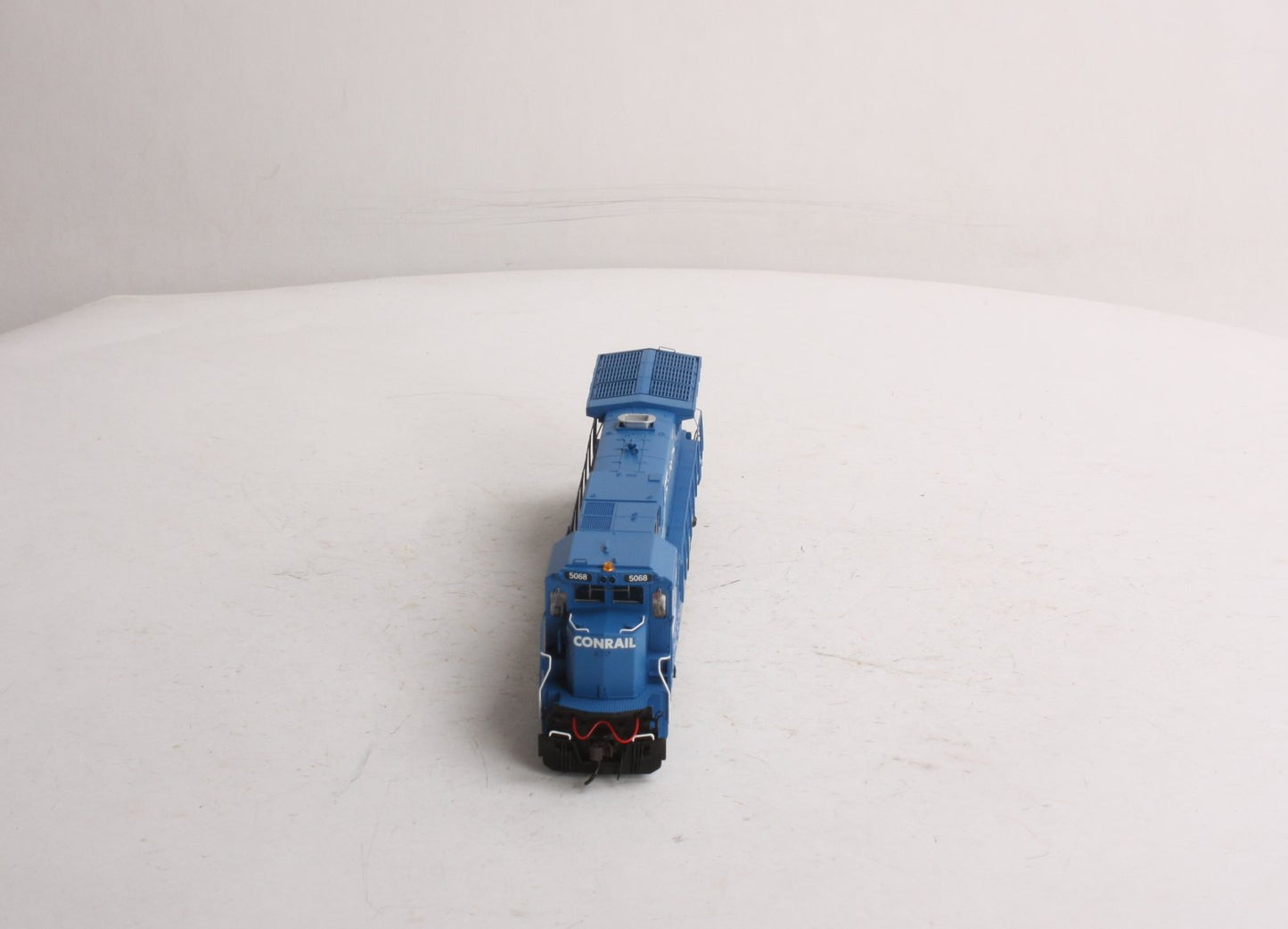 Atlas 9004 HO Conrail Dash 8-40B Diesel Locomotive #5068