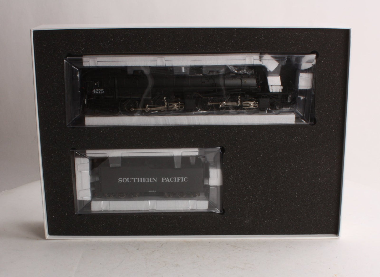 InterMountain 59002S HO SP AC-12 4-8-8-2 Steam Locomotive and Tender #4275