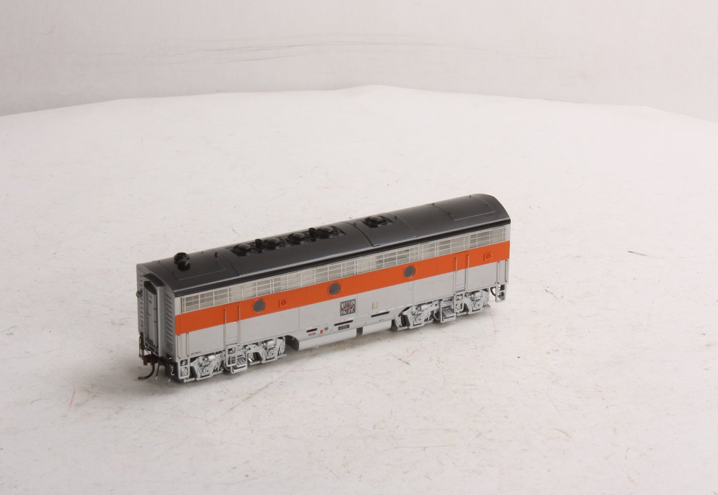 Athearn G22319 HO F7B w/DCC & Sound, WP #804-B