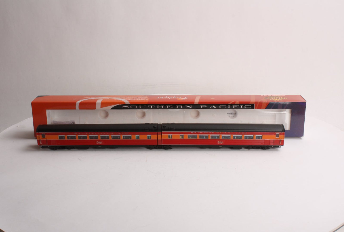 Broadway Limited 688 HO SP Daylight 1941 Articulated Car Set #W2458/M2457