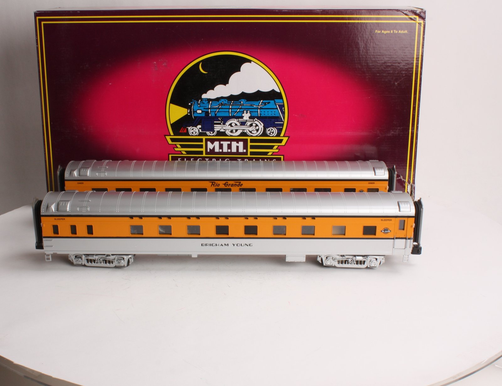 MTH 20-66099 O D&RG 70' Streamlined Sleeper/Diner Passenger Car Set (Set of 2)