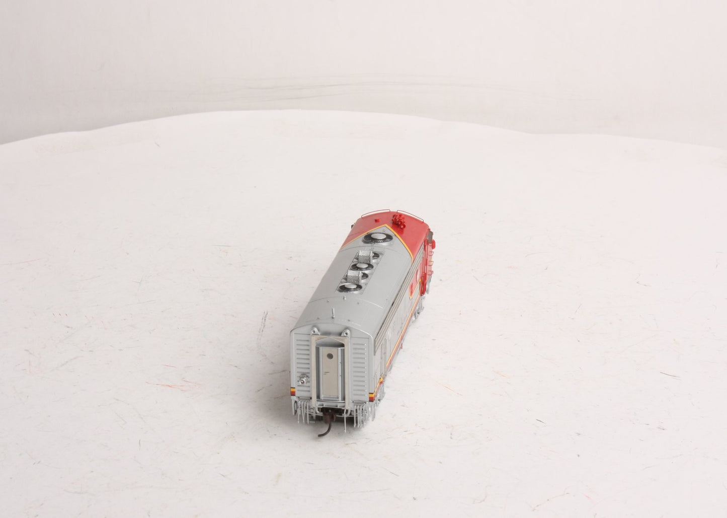 Athearn G22186 "Modernized" Santa Fe F7A Passenger Diesel w/DCC & Sound #311L