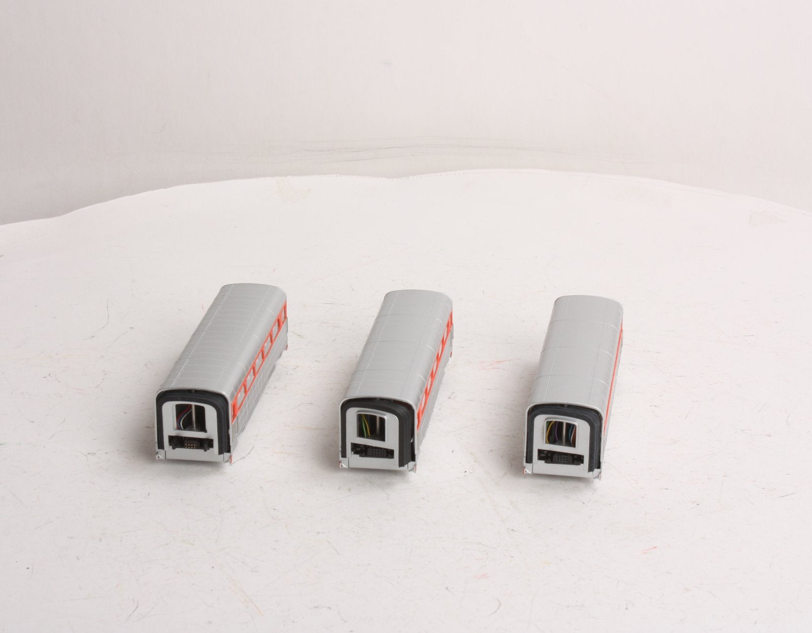 Con-Cor 8751 AeroTrain Coach GM Demonstrator 3-Car Add-On Set