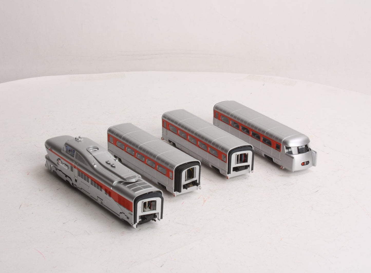 Con-Cor 8741 HO GM Demonstrator AeroTrain (Set of 3)