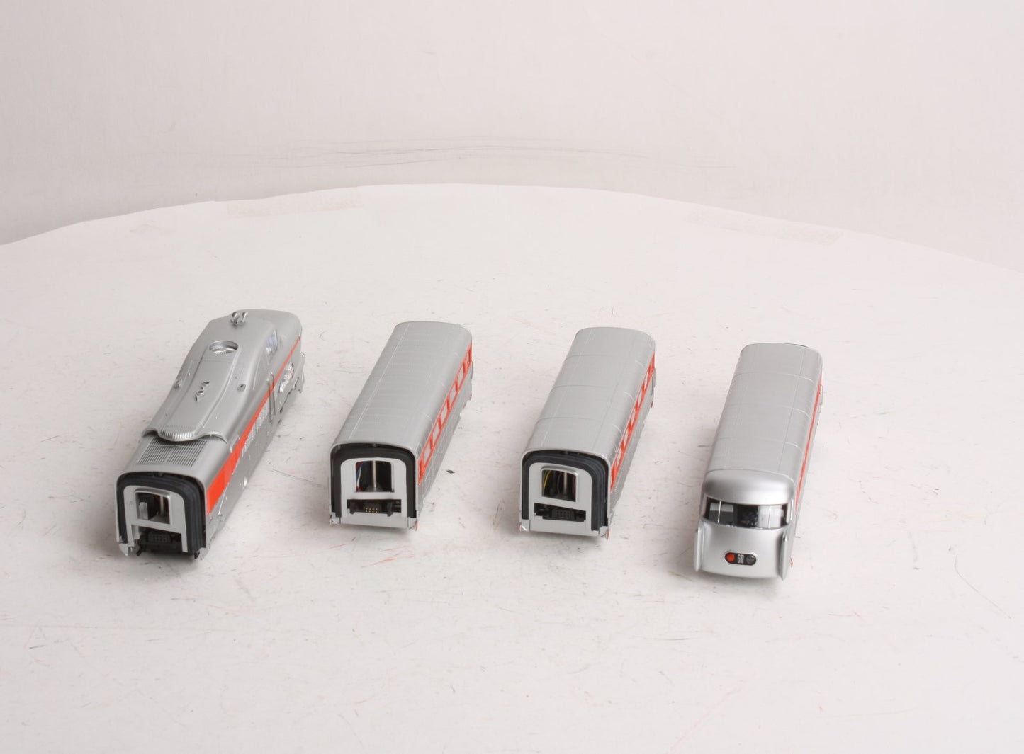 Con-Cor 8741 HO GM Demonstrator AeroTrain (Set of 3)