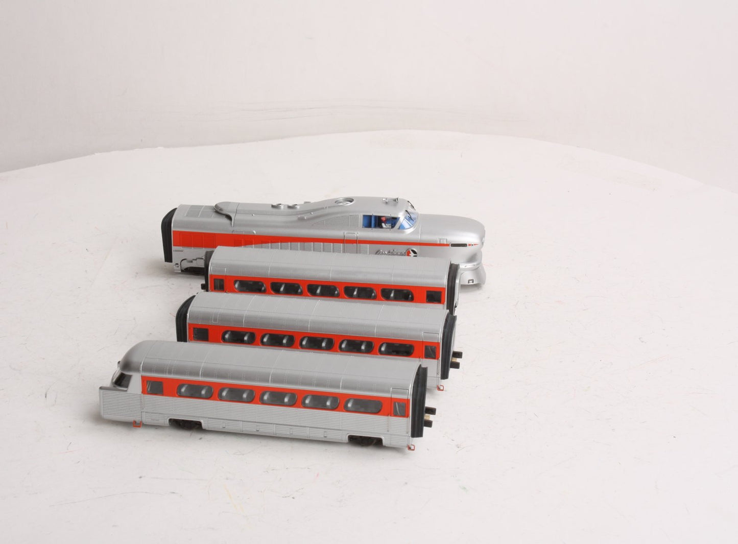 Con-Cor 8741 HO GM Demonstrator AeroTrain (Set of 3)