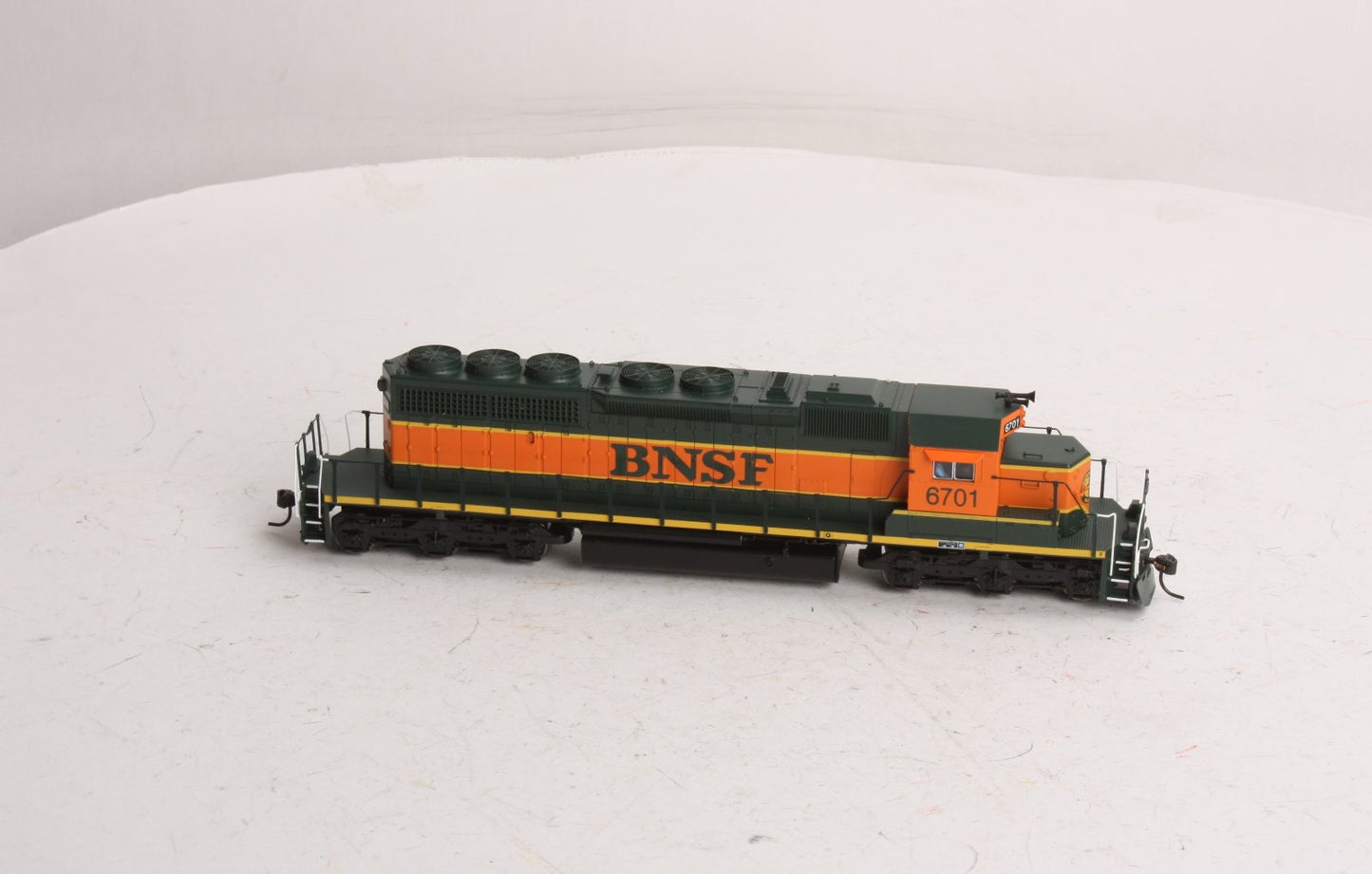 Broadway Limited 5004 HO BNSF EMD SD40-2 Diesel Locomotive with Sound #6701
