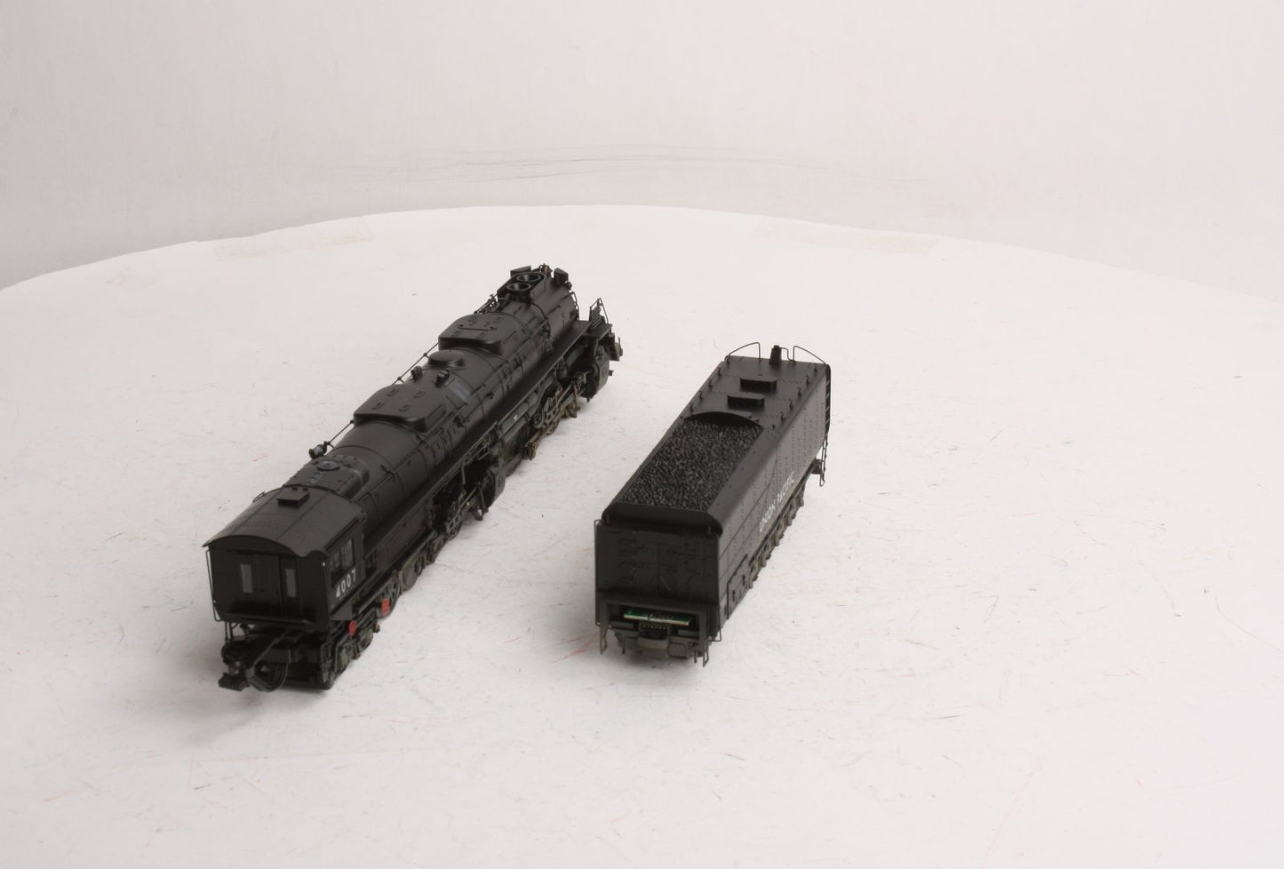 Athearn G97201 HO Union Pacific 4-8-8-4 Big Boy Steam Locomotive #4007