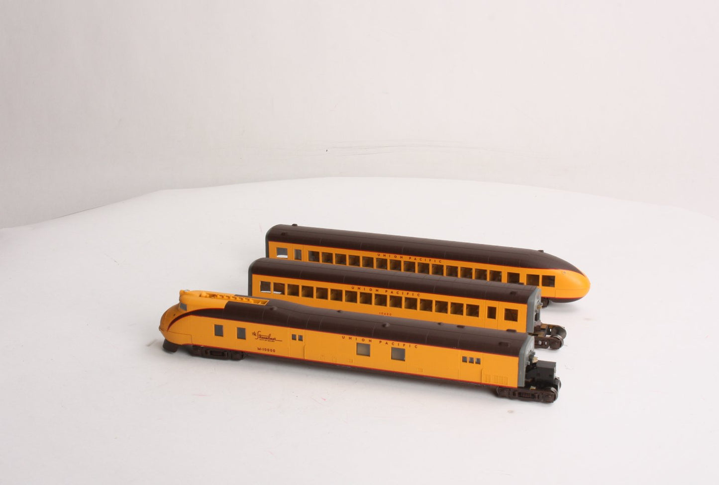 Con-Cor 8784 HO City Of Salina M10000 Original Passenger Set