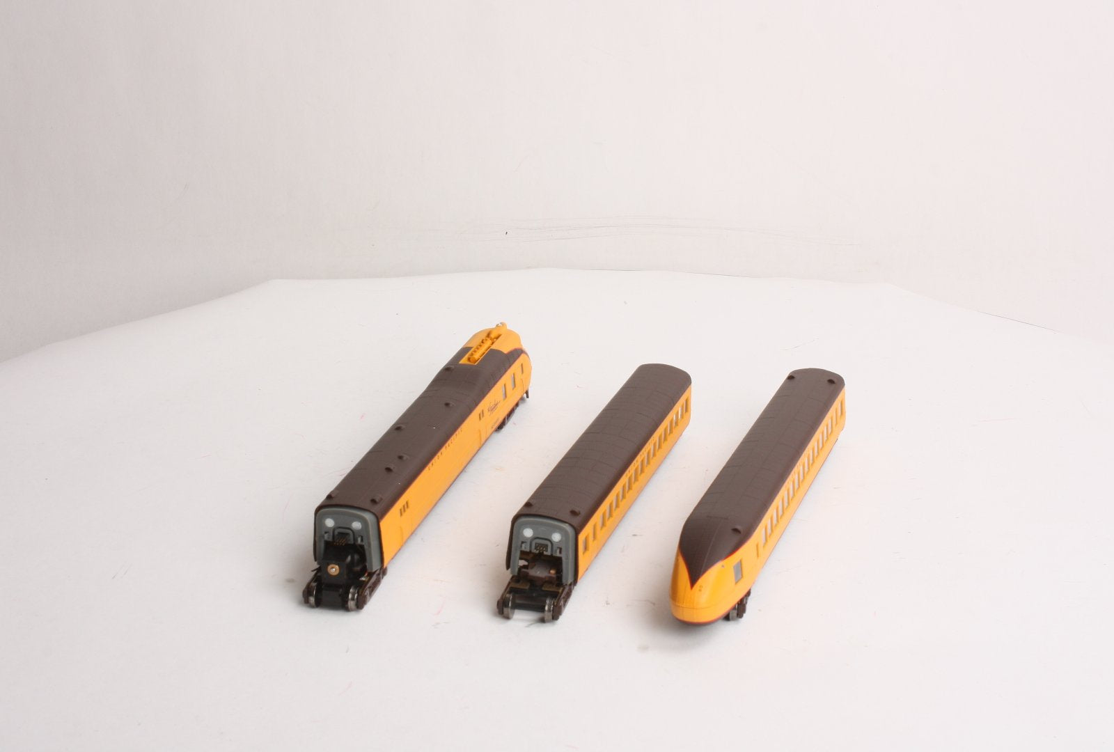 Con-Cor 8784 HO City Of Salina M10000 Original Passenger Set