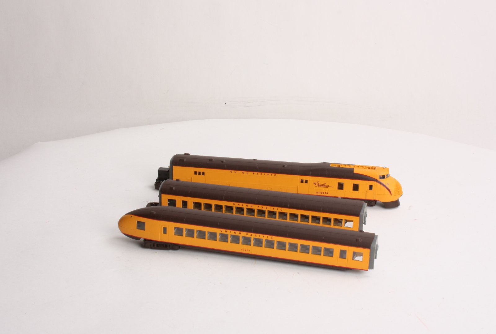 Con-Cor 8784 HO City Of Salina M10000 Original Passenger Set